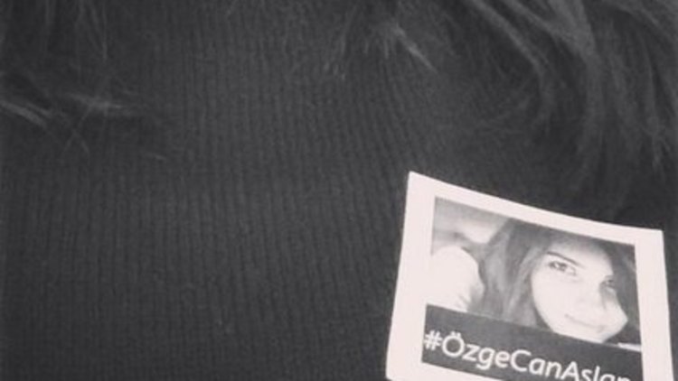 Türkiye siyaha büründü