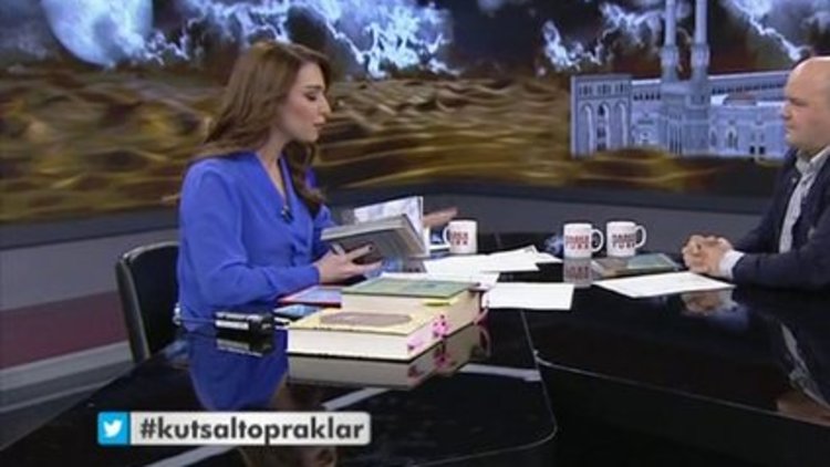 Kutsal Topraklar-Talha Uğurluel 1/4