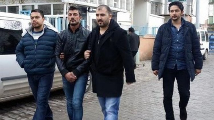 YPG yakaladı polise teslim etti