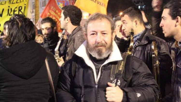 Gazeteci Sedat Peker sahte içki kurbanı