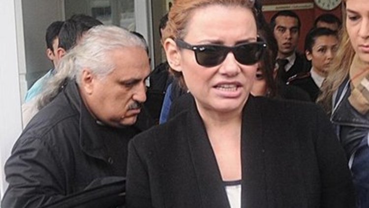 Deniz Seki'ye parmaklıklı oda