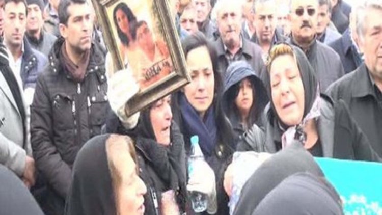 Finlandiya'da öldürülen Türkler defnedildi