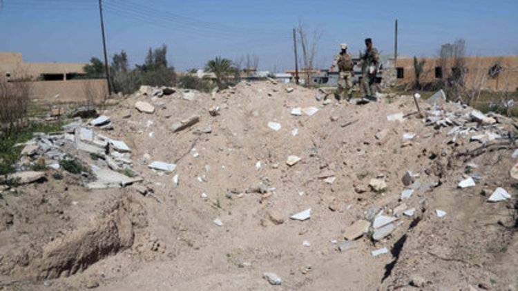 Saddam'ın mezarı yerle bir edildi