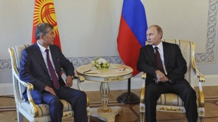 Vladimir Putin ortaya çıktı