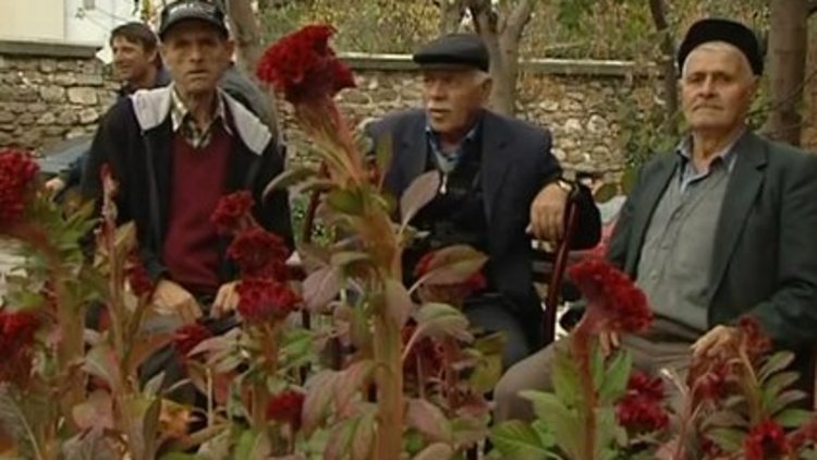 Türkiye'de genç nüfus azalıyor