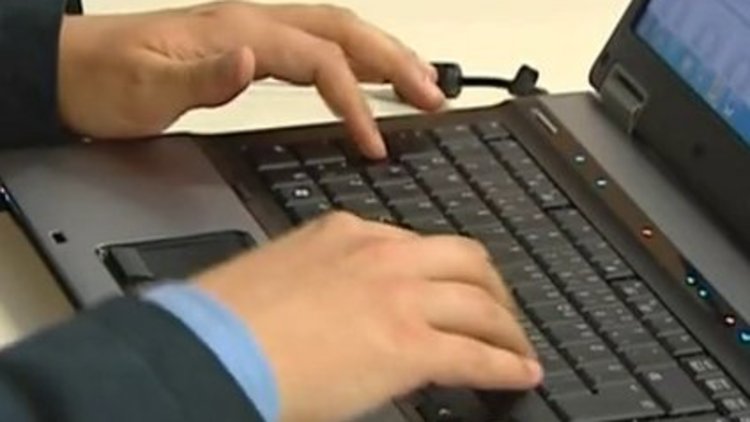 Eli simetrik olanlar daha zeki