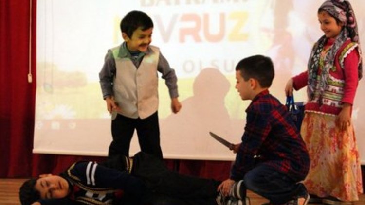İlkokulda bıçaklı Nevruz