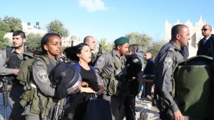 "Toprak Günü" şiddeti