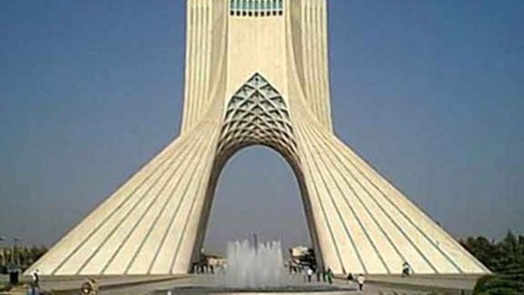 Devrimin 36.yılında İran