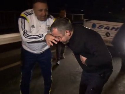 Trabzonspor Yöneticisi Aslandan Fenerbahçe otobüsüne saldırı açıklaması Trabzonspor Yöneticisi Aslandan Fenerbahçe otobüsüne saldırı açıklaması