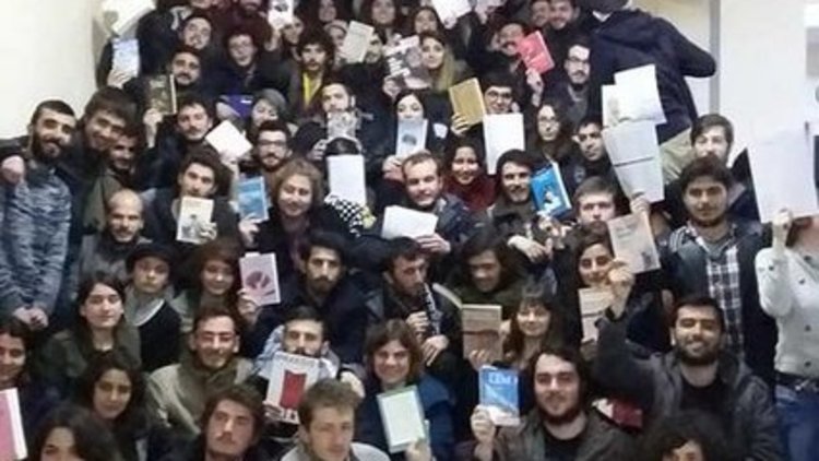 İstanbul Üniversitesi'nde rektör eylemi