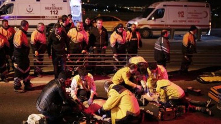 Haliç'te trafik kazası: 2 ölü, 2 yaralı