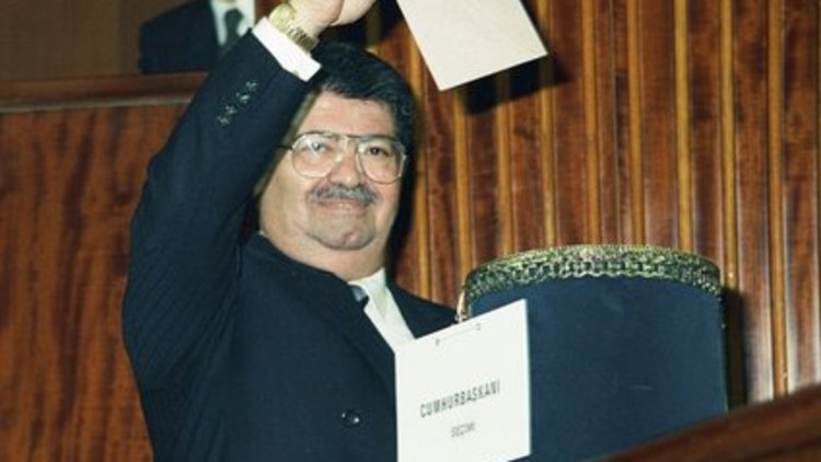 Turgut Özal'ın ölüm yıldönümü