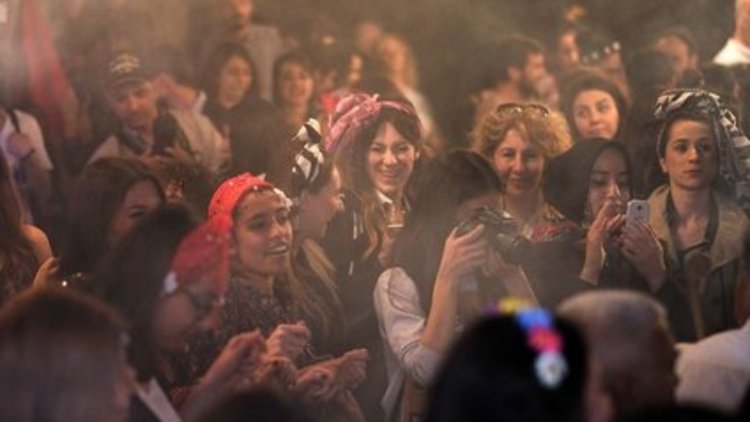 Ahırkapı'da Hıdırellez çoşkusu