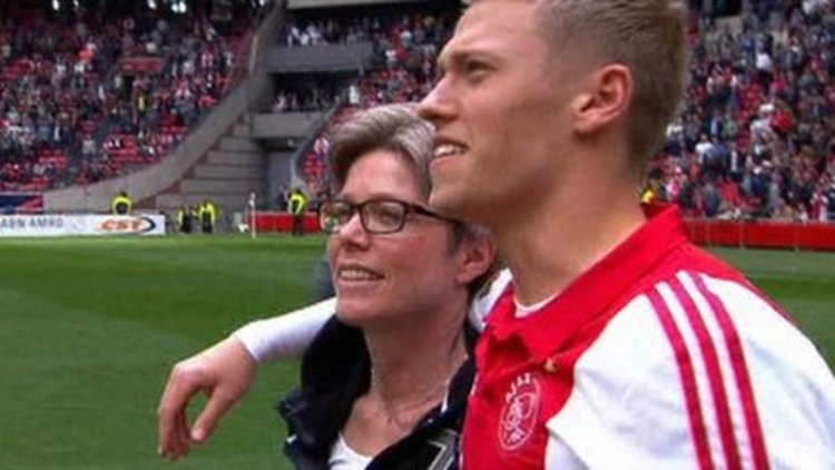 Yeşil sahada anneler günü