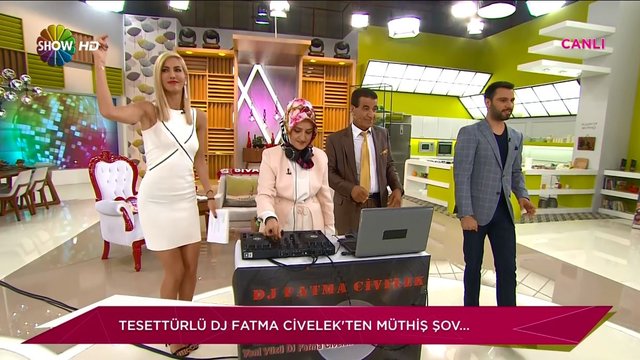 Tesettürlü Dj Fatma Civelek'ten müthiş şov / Her Şey Dahil