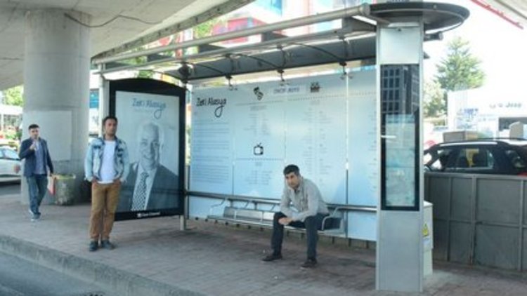 Zeki Alasya veda durağı