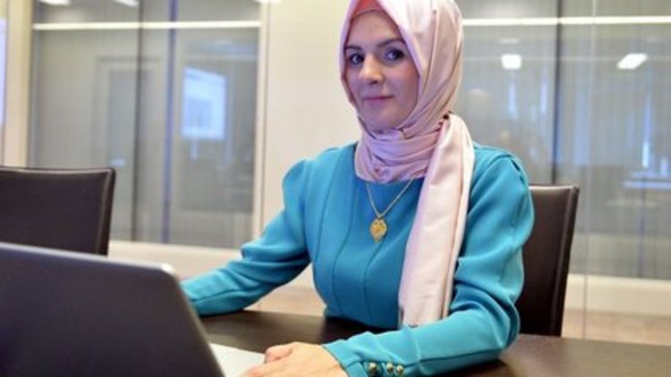 ''Soykırım''demedi, ihraç edildi