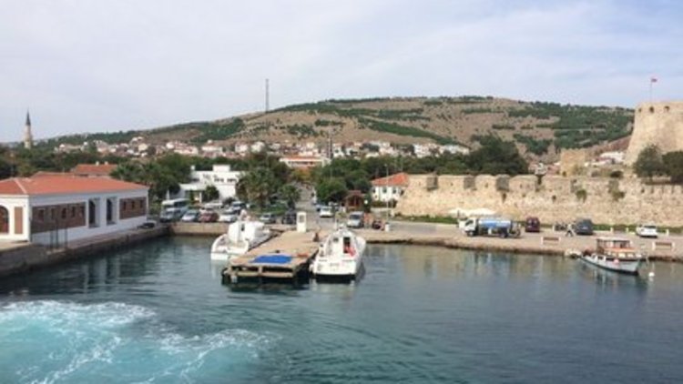 Bozcaada'da radikal karar