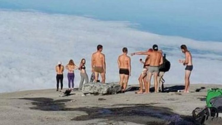 Dağda çıplak poza 3 gün hapis