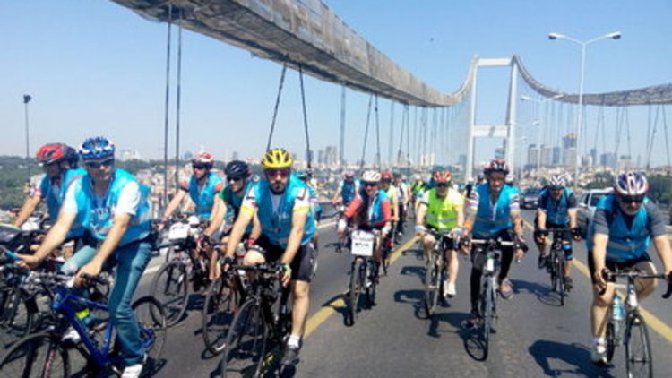 Bisikletçilerin boğaz keyfi