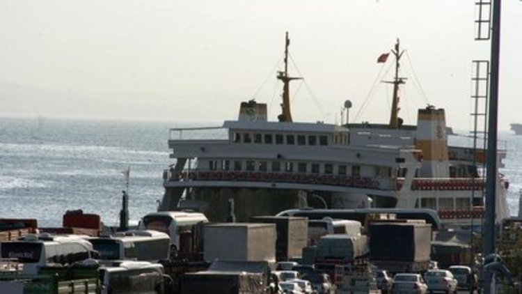 Boğaza yeni ''arabalı'' vapur hattı