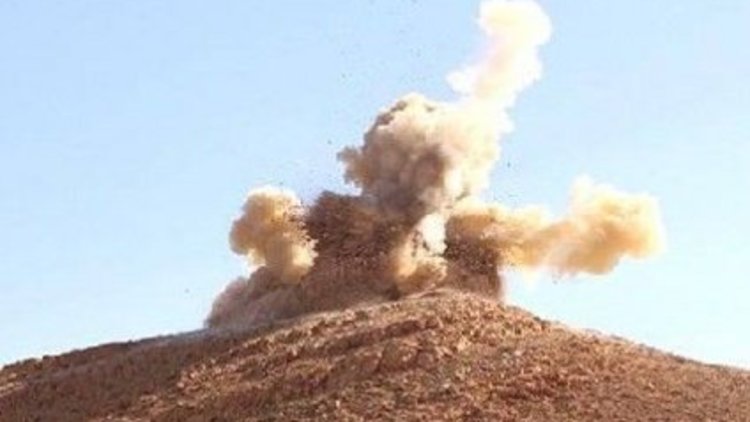 IŞİD Palmira'daki türbeleri havaya uçurdu