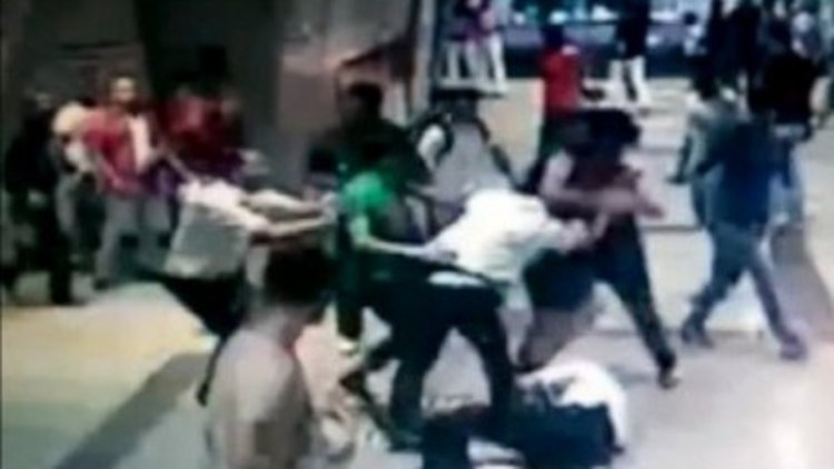 Metroya bedava binmek isteyince...