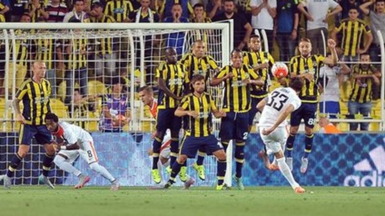 Cep telefonundan canlı yayına hapis cezası