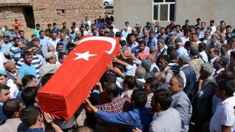 Ağrı'daki iki şehit toprağa verildi