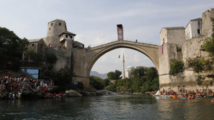 Mostar artistik atlama yarışlarına ev sahipliği yaptı