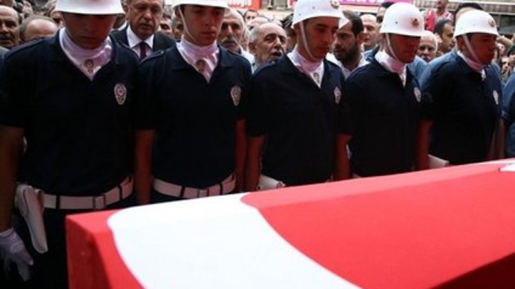 Türkiye şehitlerini uğurladı