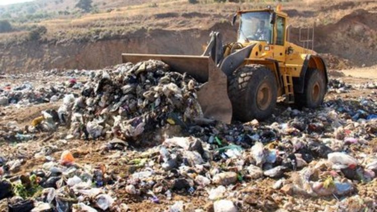 Çöp krizini Türkiye çözecek