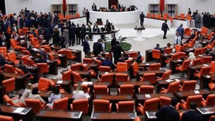 Meclis olağanüstü toplanıyor