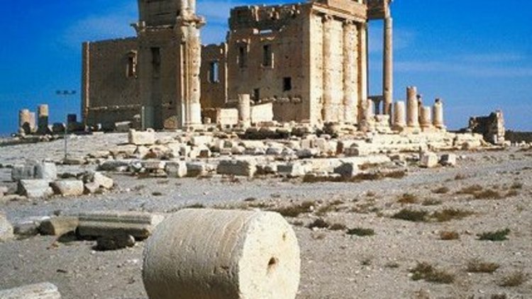 Palmira'da Bel Tapınağı yıkıldı