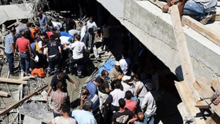 AVM inşaatında göçük: 1 ölü