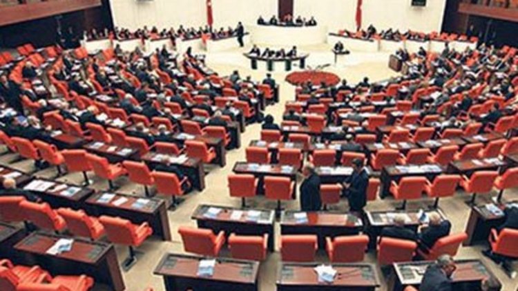 Partilerde liste mesaisi 