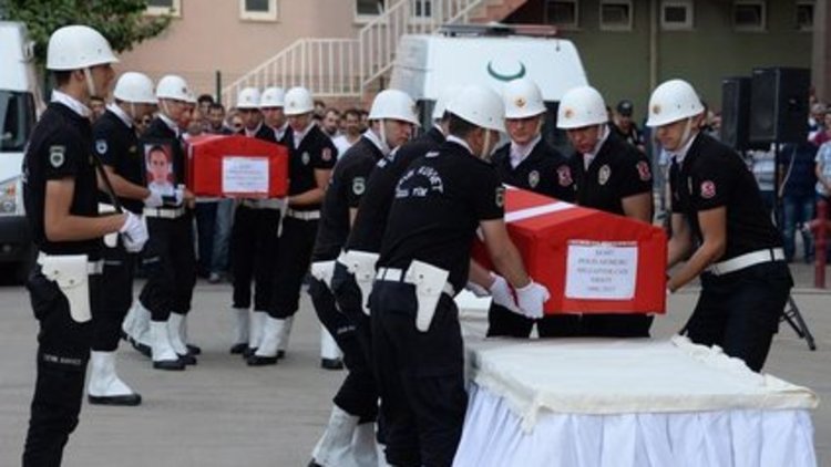 Diyarbakır'da saldırı: 2 şehit