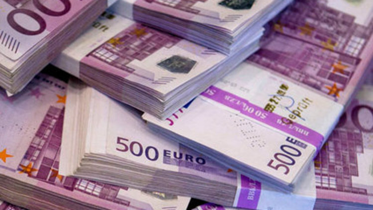 Para için kuzenini öldürdü