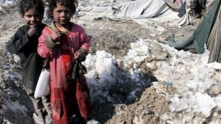 Suriyeli çocuklar yardıma muhtaç!