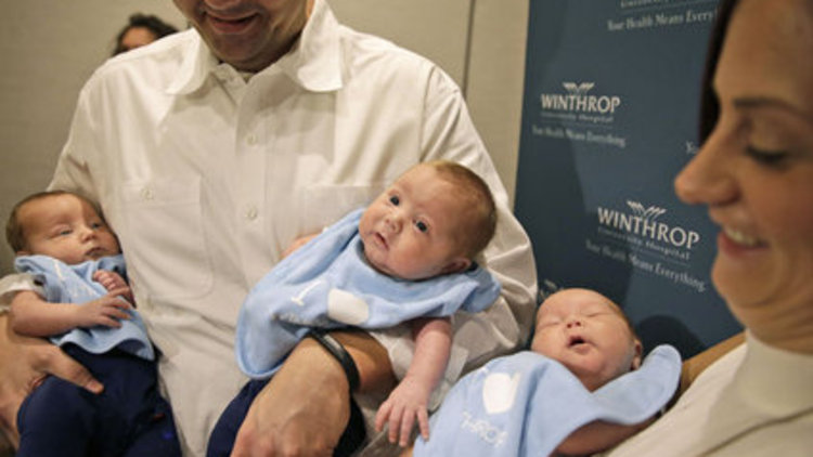 Mucize üçüzler yaşam savaşını kazandı