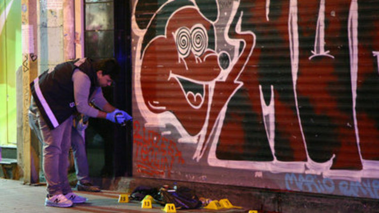 İstanbul'un göbeğinde esrarengiz intihar