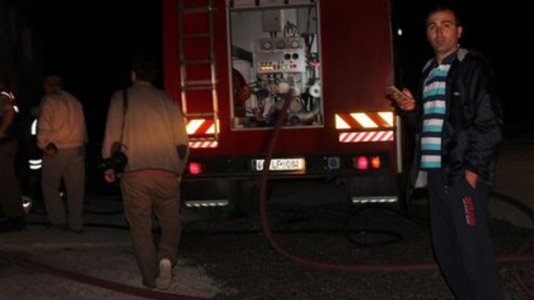 Yozgat'ta tekstil fabrikası küle döndü 