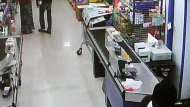 10 ayda 6 market soydu, cami avlusunda yakalandı