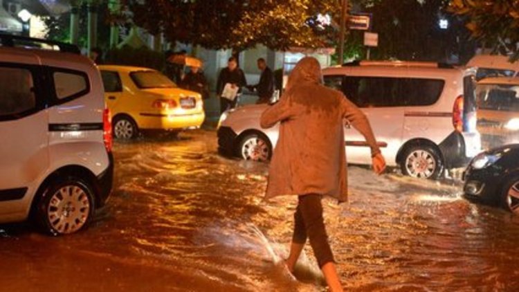 Orta Karadeniz'de sağanak yağmur