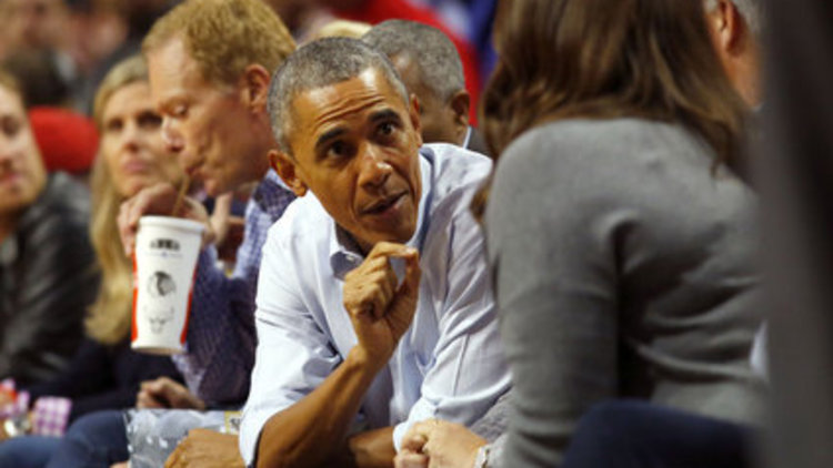 Barack Obama NBA açılış maçını izledi