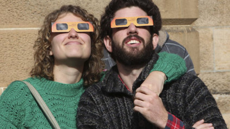 Gökyüzünde gezegenlerin eşsiz dansı