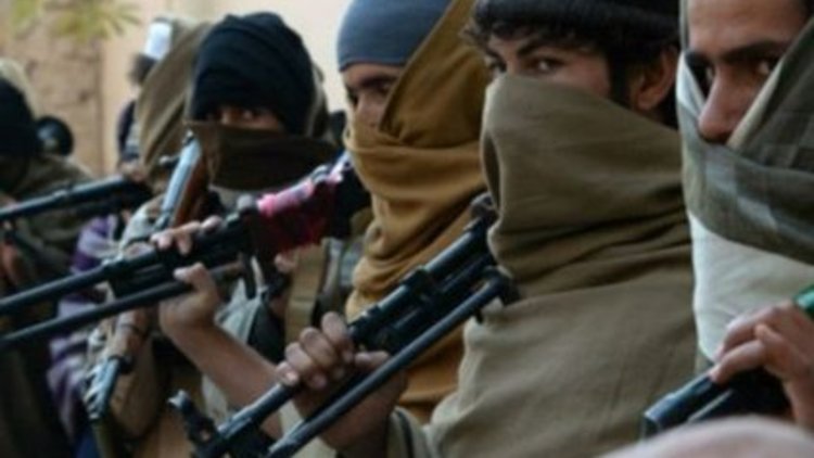 Taliban kendi içinde bölündü 