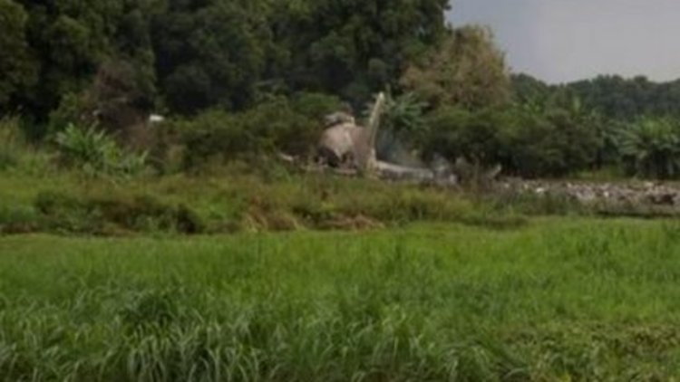 Rus kargo uçağı düştü