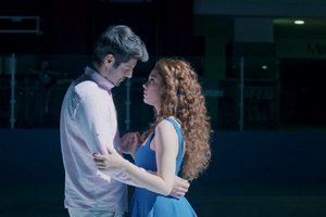 Nisan'la Sinan'ın romantik klibi